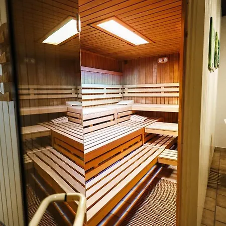 דירה Bergzauber Lodge, Im Harz, Mit Schwimmbad Und Sauna בראונלאגה